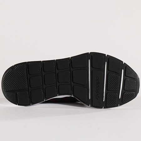 Adidas Originals - Baskets Swift Run CQ2118 Marron Core Black Footwear White