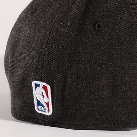 New Era - Casquette Fitted Heather Team 3930 NBA Chicago Bulls Gris Anthracite Chiné
