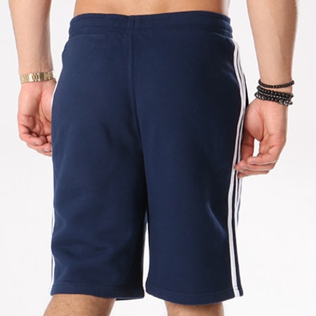 Adidas Originals - Short Jogging Bandes Brodées 3 Stripes CW2438 Bleu Marine Blanc