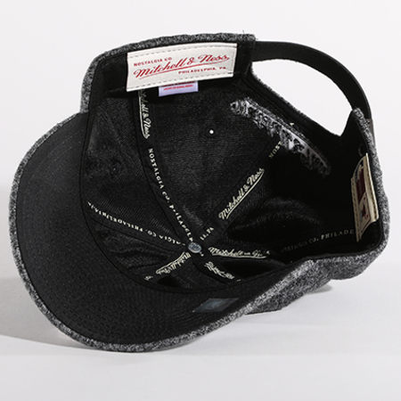 Mitchell and Ness - Casquette BH732P NBA Chicago Bulls Gris Anthracite Chiné