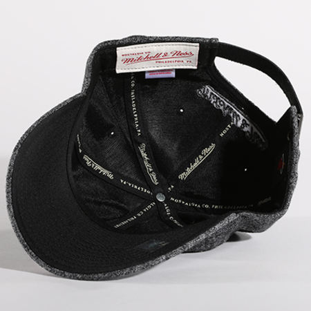 Mitchell and Ness - Casquette BH73CF NBA Miami Heat Gris Chiné