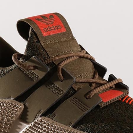 Adidas Originals - Baskets Prophere CQ2127 Trace Olive Solar Red