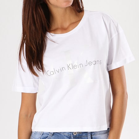 Calvin Klein - Tee Shirt Crop Femme Teco 7039 Blanc