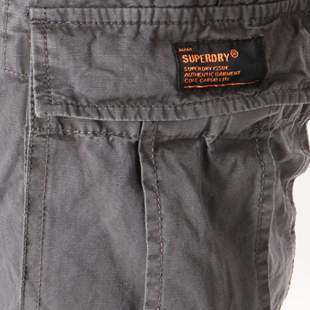 Superdry - Pantalon Cargo Core Lite Rip Stop M70100PQ Gris Anthracite