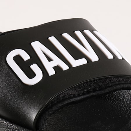 Calvin Klein - Claquettes K9UK014044 Noir
