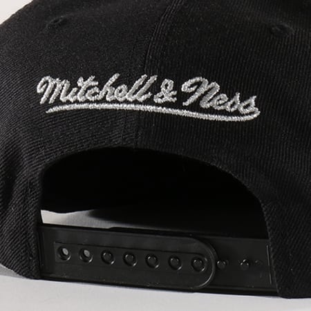 Mitchell and Ness - Casquette Snapback Chicago Bulls BH72DY Noir Gris Chiné