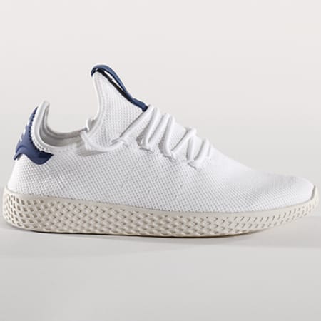 adidas baskets tennis hu db2559 footwear white core white