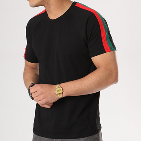 Urban Classics - Camiseta banda bordada negra