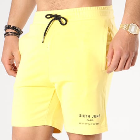 Jogging jaune pastel 2025