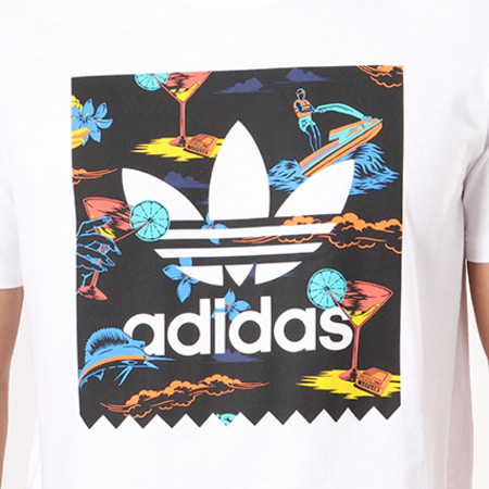 Adidas Originals - Tee Shirt Resort CF5834 Blanc