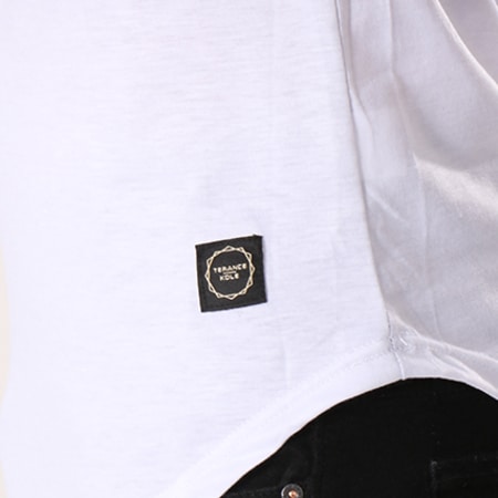 Terance Kole - Tee Shirt Oversize 98100 Noir Dégradé Blanc