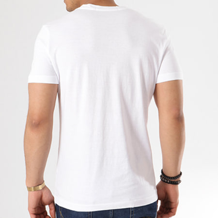Calvin Klein - Tee Shirt Small Institutional Logo Chest 7852 Blanc