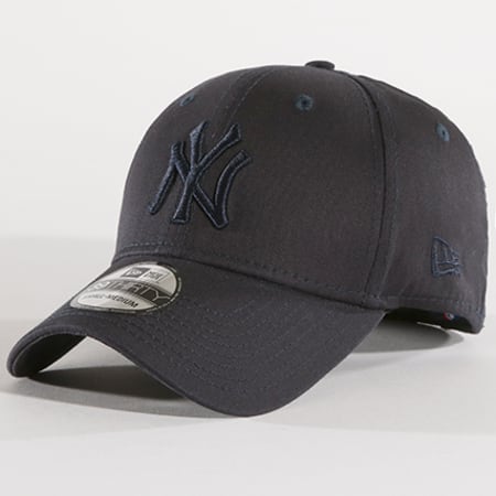 New Era - Casquette Fitted Essential New York Yankees 80580971 Bleu Marine