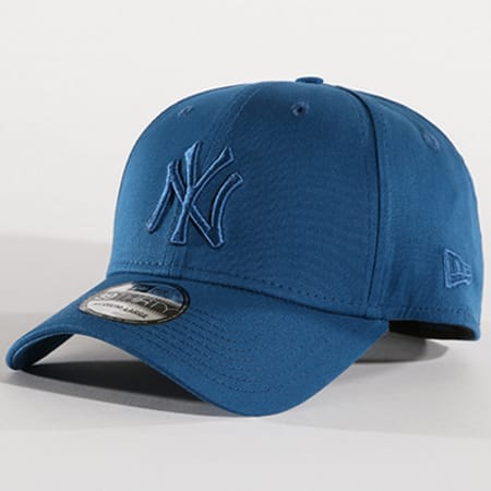 New Era - Casquette Fitted Essential New York Yankees 80580972 Bleu Clair