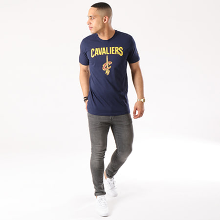 New Era - Tee Shirt Team Logo Cleveland Cavaliers 11530754 Bleu Marine Jaune