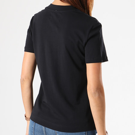 Calvin Klein - Tee Shirt Femme Monogram Logo Badge Boxy 7962 Noir