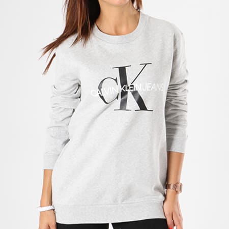 Calvin Klein - Sweat Crewneck Femme Core Monogram Logo 7877 Gris Chiné