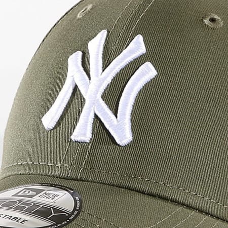 New Era - Casquette League Essential NY New York Yankees 80636010 Vert Kaki
