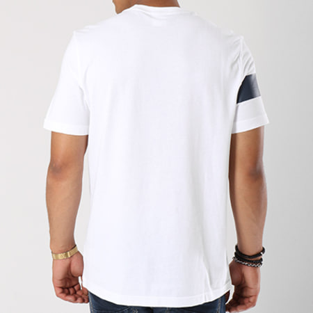 Reebok - Tee Shirt AC Disruptive DH2051 Blanc
