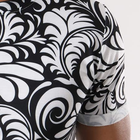 Uniplay - Tee Shirt Oversize UP-T315 Blanc Noir