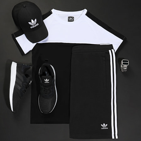 adidas Short Jogging Bandes Brodées 3 Stripes DH5798 Noir adidas Short Jogging Bandes Brodées 3 Stripes DH5798 Noir