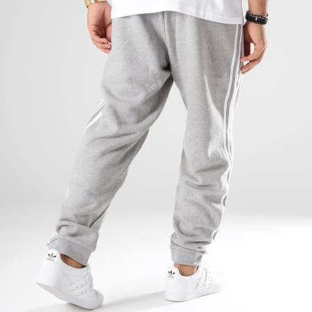 Adidas Originals - Pantalon Jogging Bandes Brodées 3 Stripes DH5802 Gris Chiné