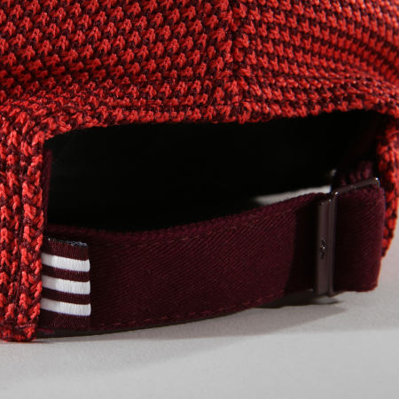 Adidas Originals - Casquette Primeknit D98941 Rouge Marron