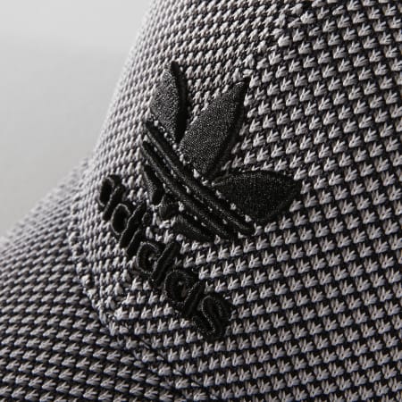 Adidas Originals - Casquette Primeknit D98939 Noir Blanc 