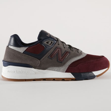 New Balance Baskets 597 Classics 657361 60 Grey Red LaBoutiqueOfficielle