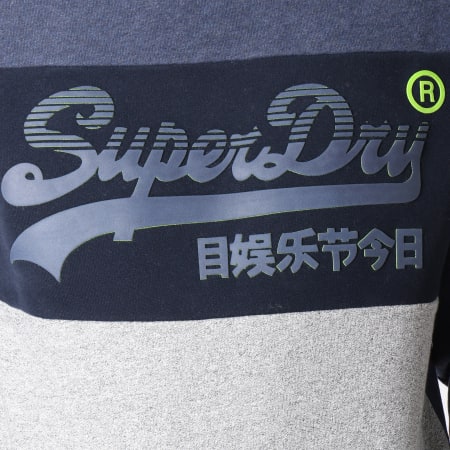 Superdry - Sweat Crewneck Vintage Logo Panel Bleu Marine Chiné Gris Chiné