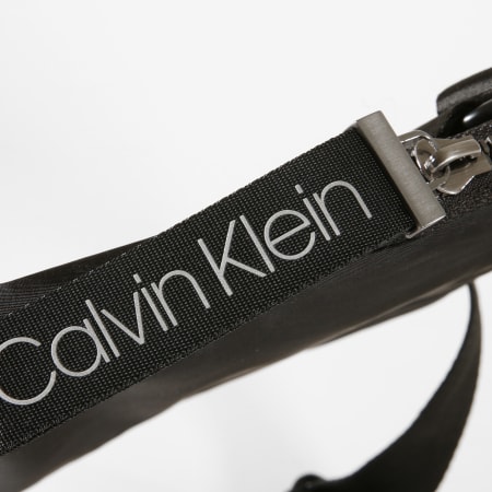 Calvin Klein - Sacoche Shadow Flat Crossover 3907 Noir