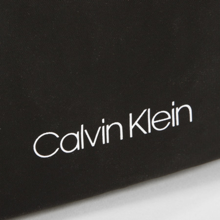Calvin Klein - Trousse De Toilette Item Story 3928 Noir