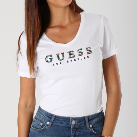 Guess - Tee Shirt Femme W84I56R5JK0 Blanc