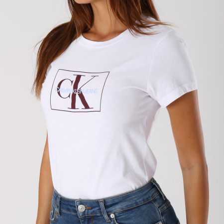 Calvin Klein - Tee Shirt Femme Outline Monogram 8604 Blanc