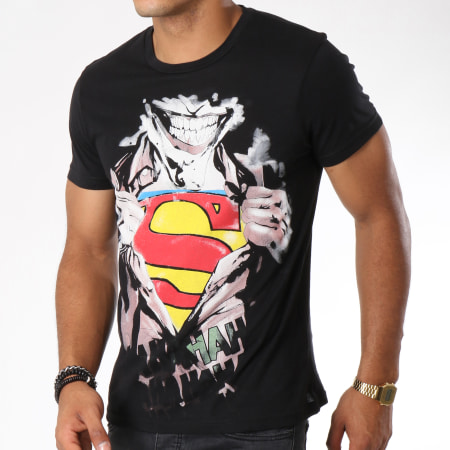 DC Comics - Tee Shirt Joker VS Superman Noir