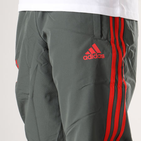 Adidas Sportswear - Pantalon Jogging Bayern Munchen FC Woven CW7525 Vert Kaki