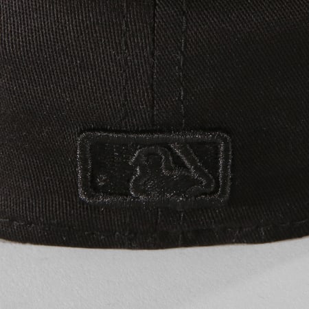 New Era - Casquette Fitted 39Thirty Black On Black San Francisco Giants Noir