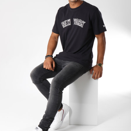 New Era - Tee Shirt Post Grad Pack Wordmark New York Yankees Bleu Marine