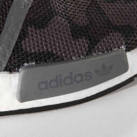 Adidas Originals - Baskets NMD R1 D96616 Core Black Grey Four Grey Five