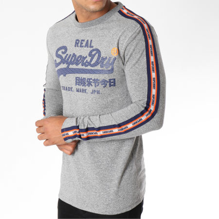 Superdry - Tee Shirt Manches Longues Avec Bandes Vintage Logo Panel Stripe Gris Chiné