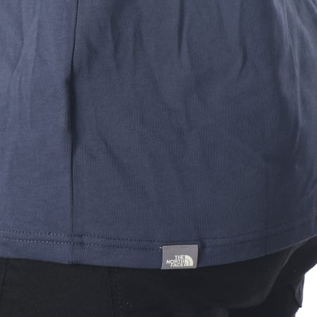 The North Face - Tee Shirt Manches Longues Simple Dome Bleu Marine Blanc