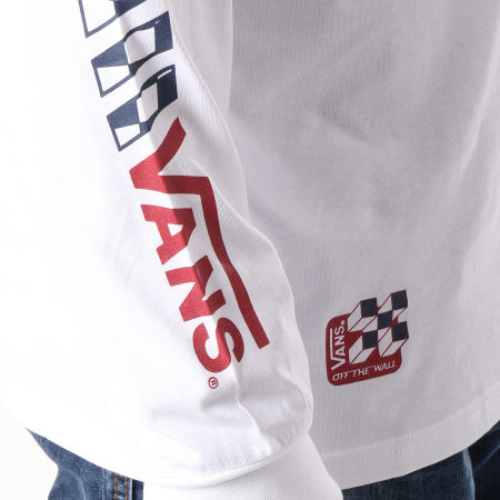 Vans - Tee Shirt Manches Longues Crossed Sticks 3HQH Blanc