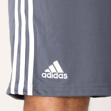 Adidas Performance - Short Jogging FC Bayern Munchen 3 Stripes CF5404 Gris Anthracite Blanc