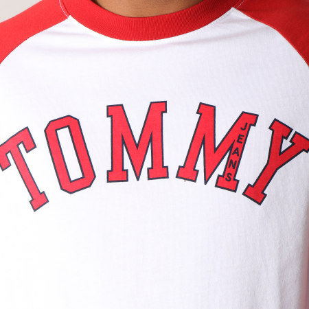 Tommy Hilfiger - Tee Shirt Manches Longues Oversize Raglan Baseball 5083 Blanc Rouge