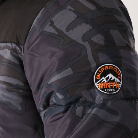Superdry - Doudoune Expedition M50003GR Gris Anthracite Camouflage 