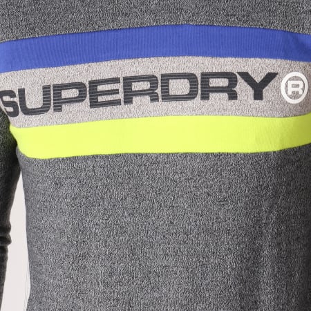 Superdry - Tee Shirt Manches Longues Trophy M60314AR Gris Anthracite Chiné Jaune