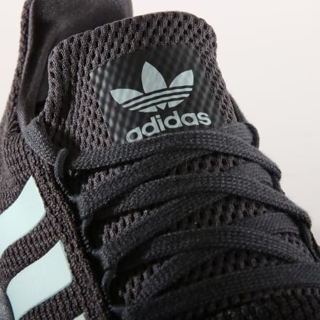 Adidas Originals - Baskets Swift Run D96644 Night Grey Ash Green Core Black