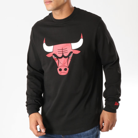 New Era - Tee Shirt Manches Longues Oversize Big Logo Chicago Bulls 11788999 Noir 