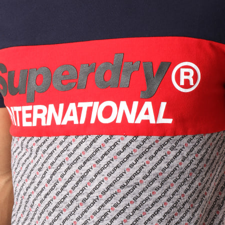 Superdry - Tee Shirt Trophy Micro AOP Bleu Marine Gris Chiné 
