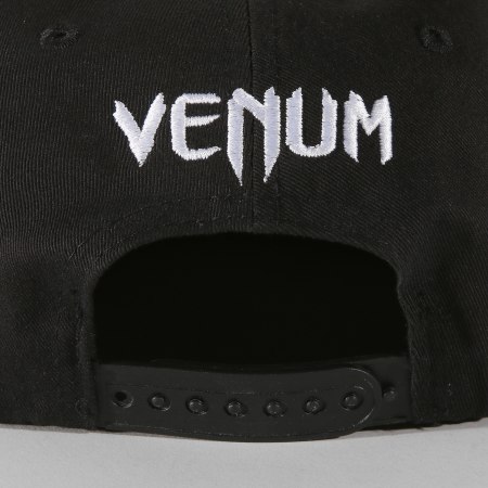 Venum - Casquette Snapback Classic 03598 Noir Blanc